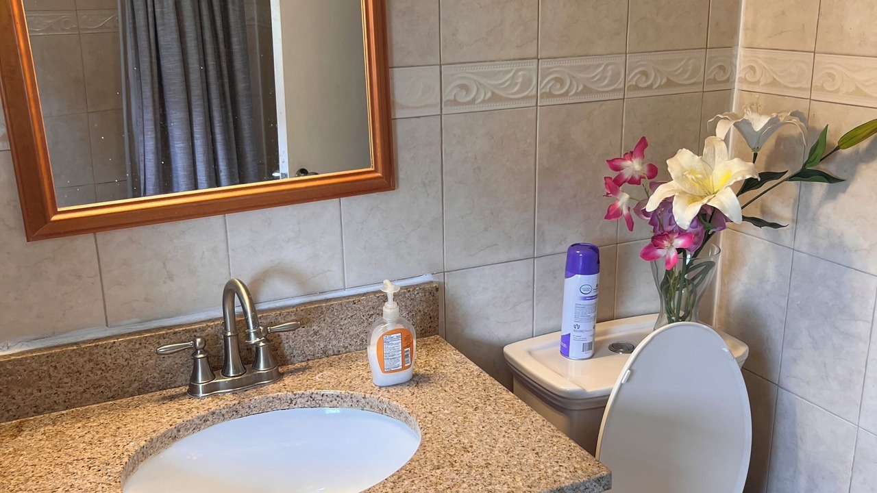 Photo of Bathroom in Clason Point