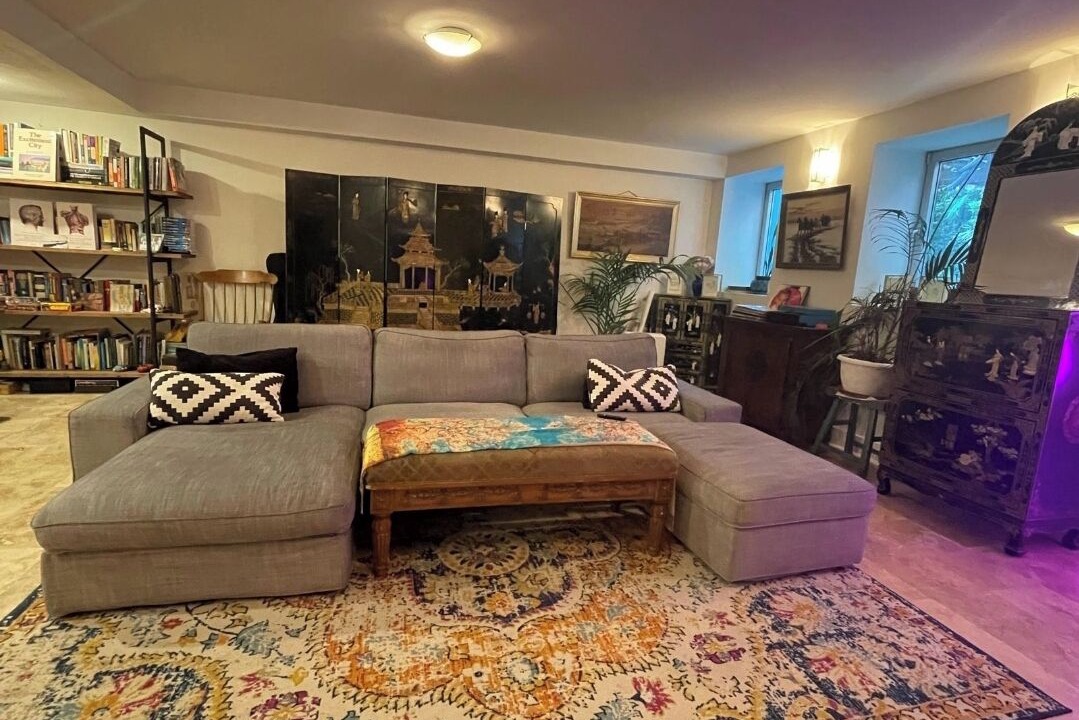 Photo of Livingroom in Greenpoint