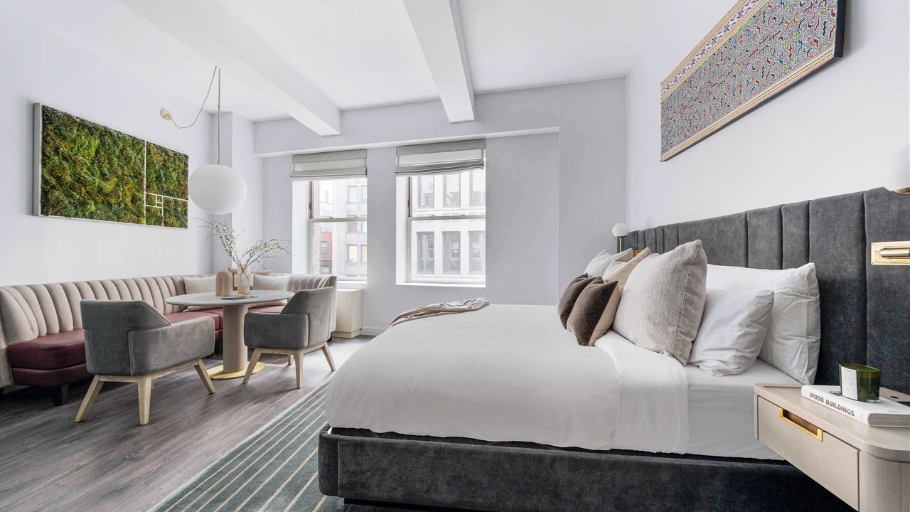Photo of Livingroom in Financial District
