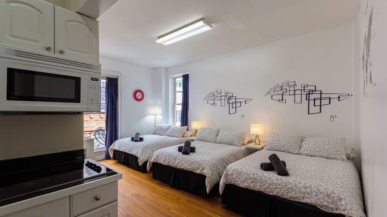 Photo of Bedroom in Koreatown