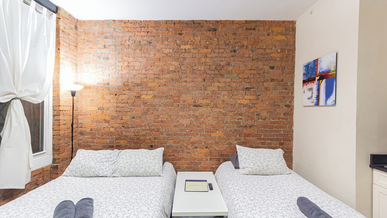 Photo of Bedroom in Midtown South