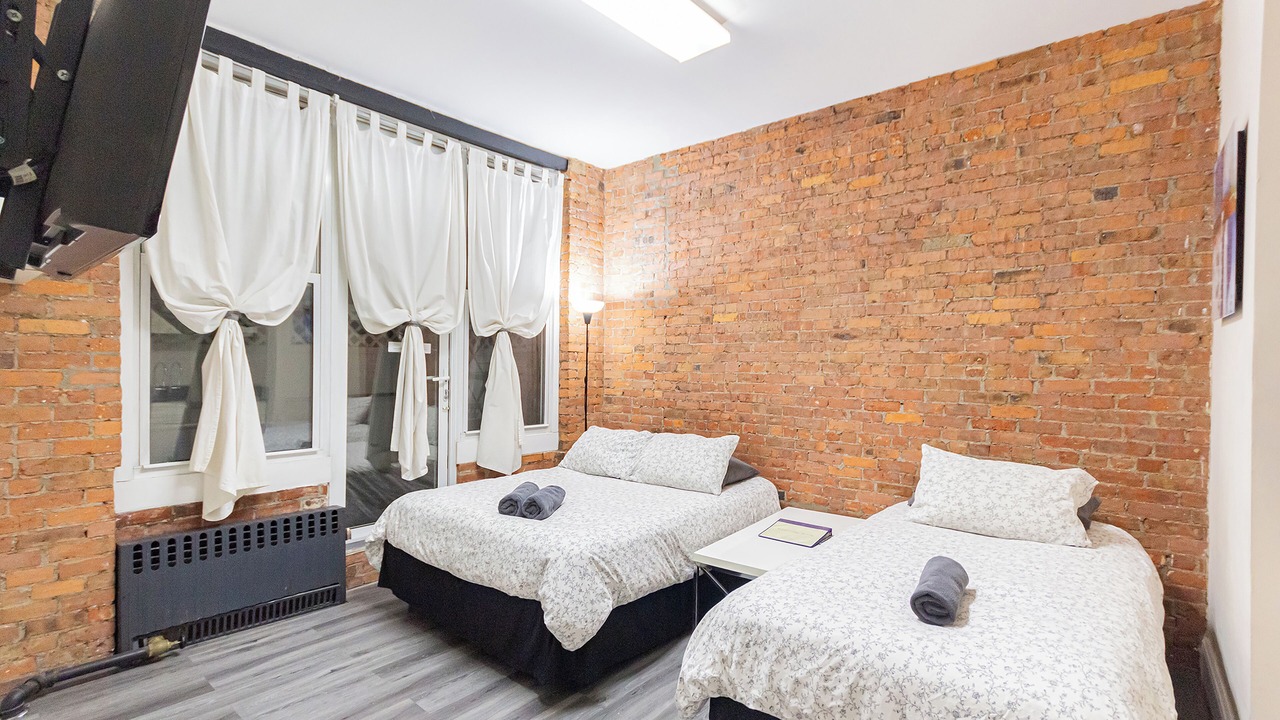 Photo of Bedroom in Midtown South