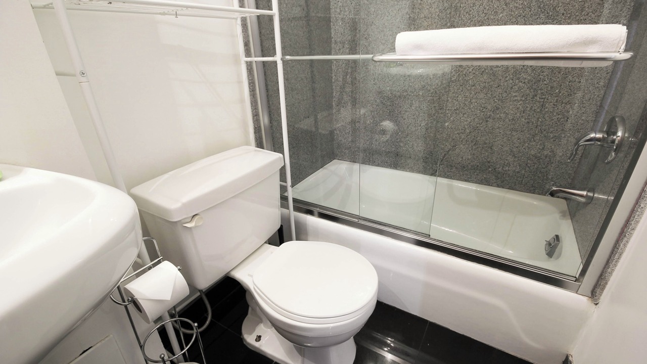 Photo of Bathroom in Koreatown