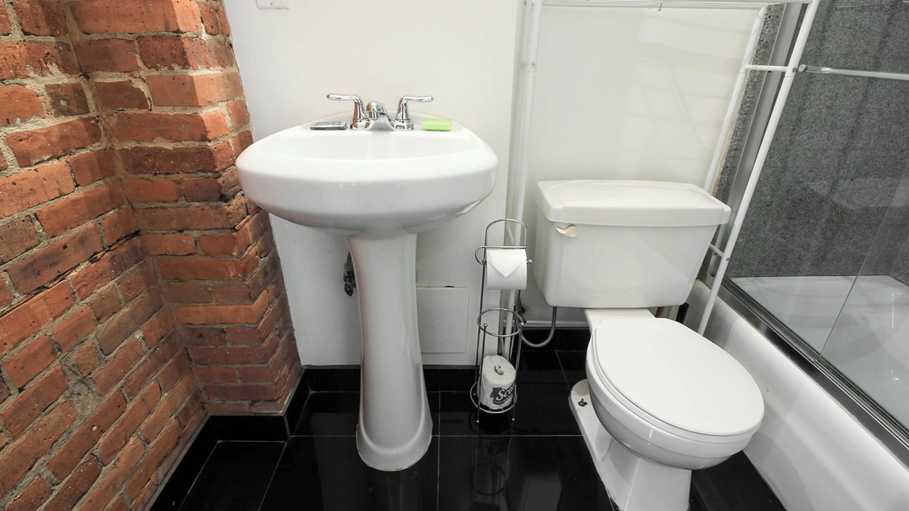 Photo of Bathroom in Koreatown