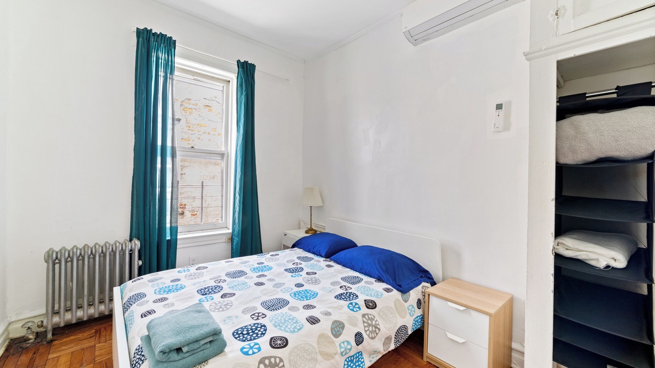 Photo of Bedroom in Crown Heights