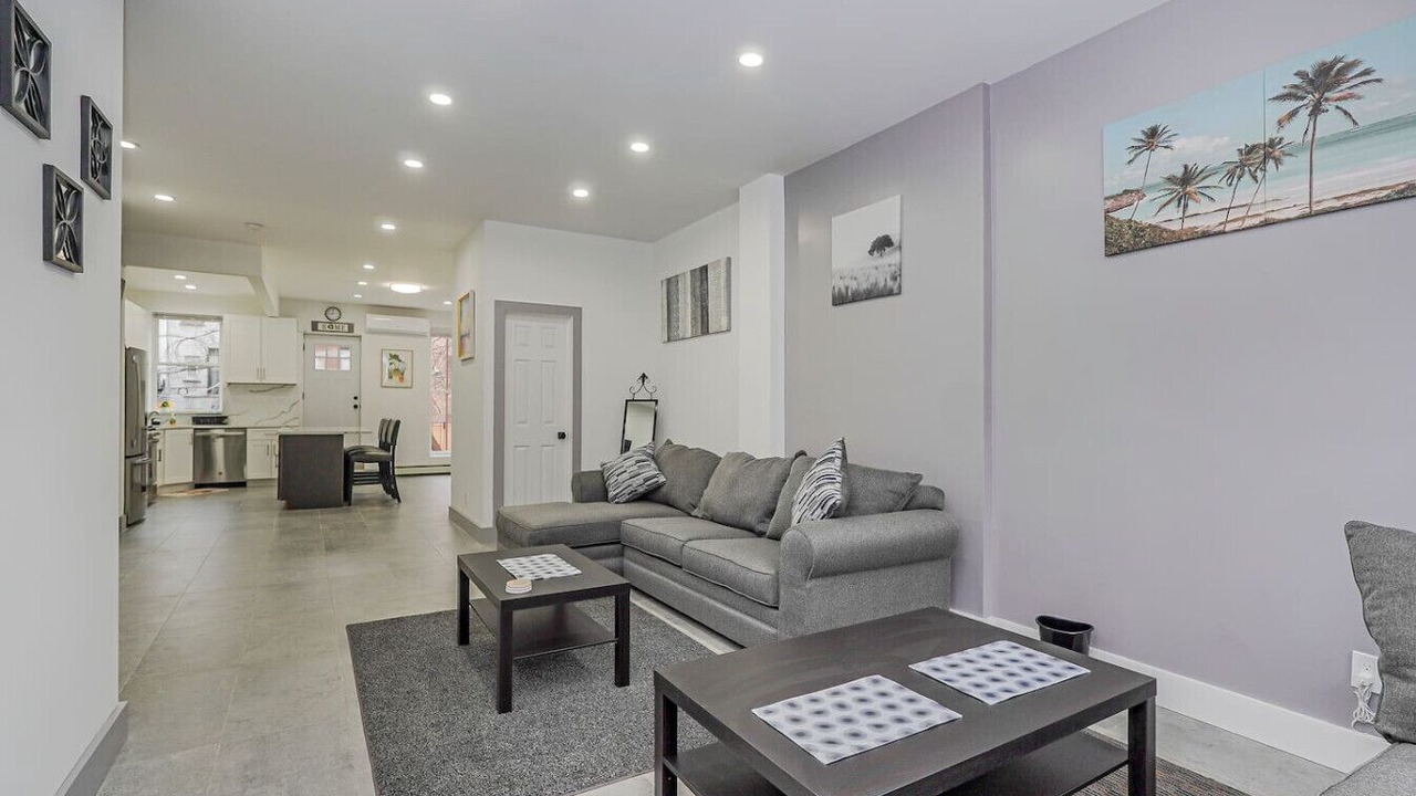 Photo of Livingroom in Bedford-Stuyvesant