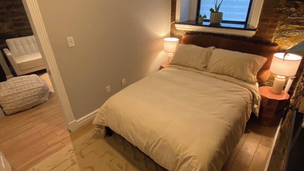 Photo of Bedroom in Tudor City