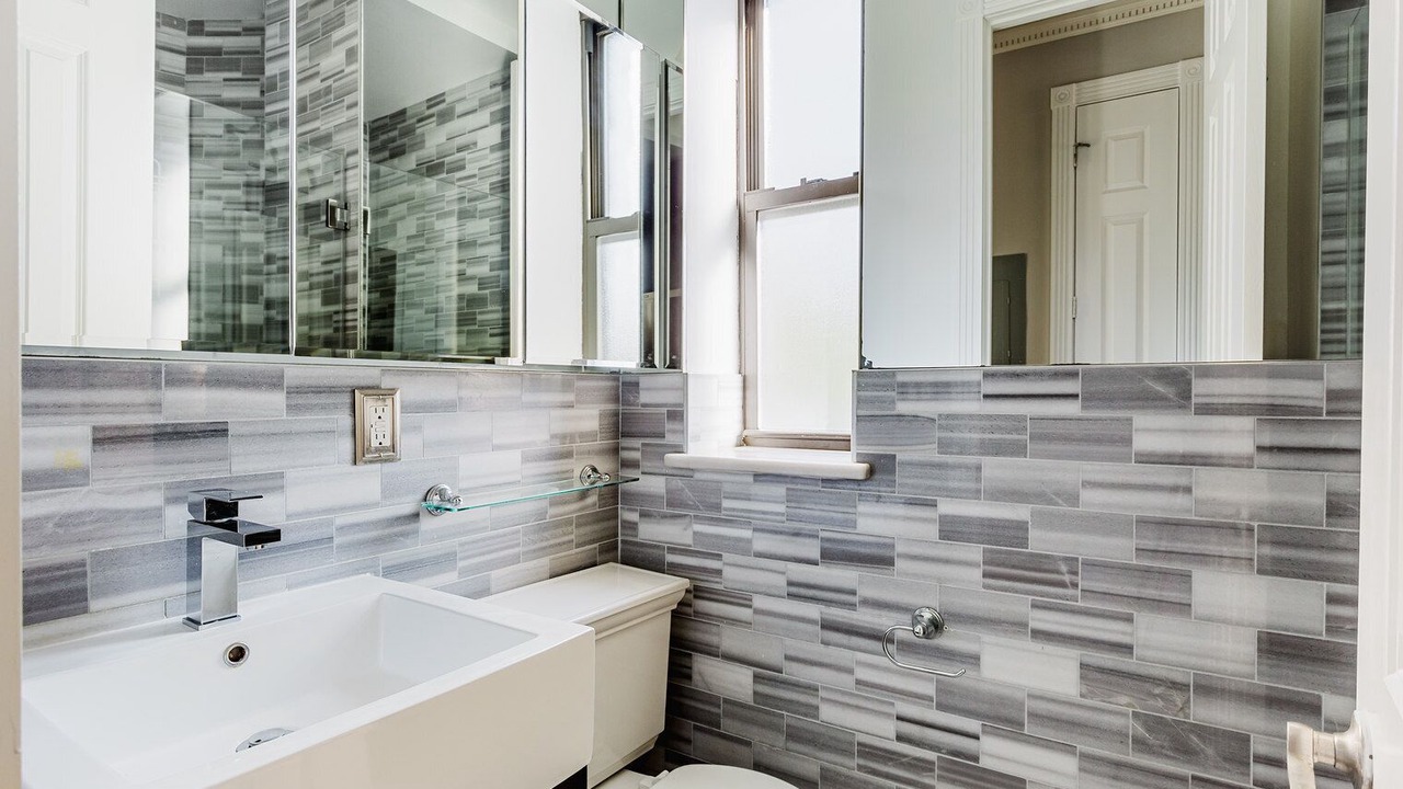 Photo of Bathroom in Alphabet City
