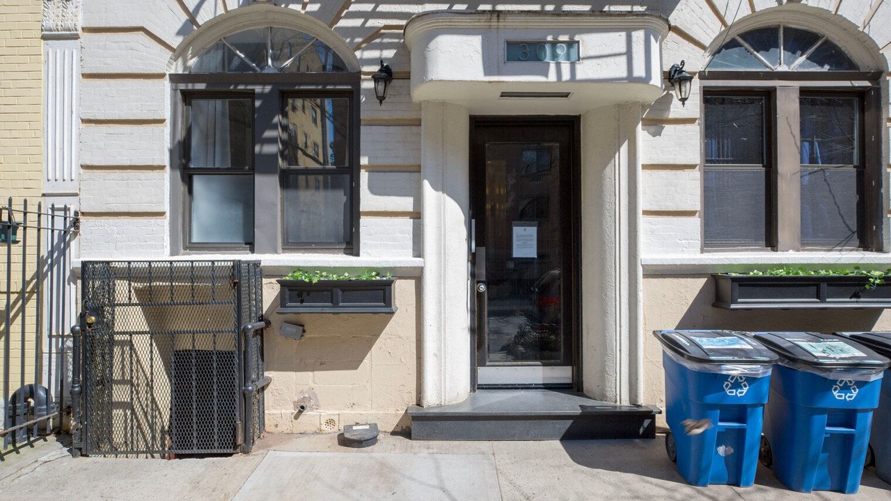 Photo of Outdoor in Alphabet City