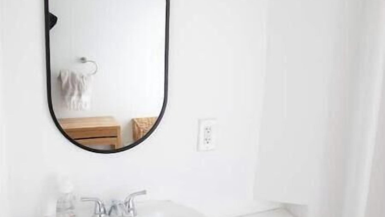 Photo of Bathroom in Hunters Point