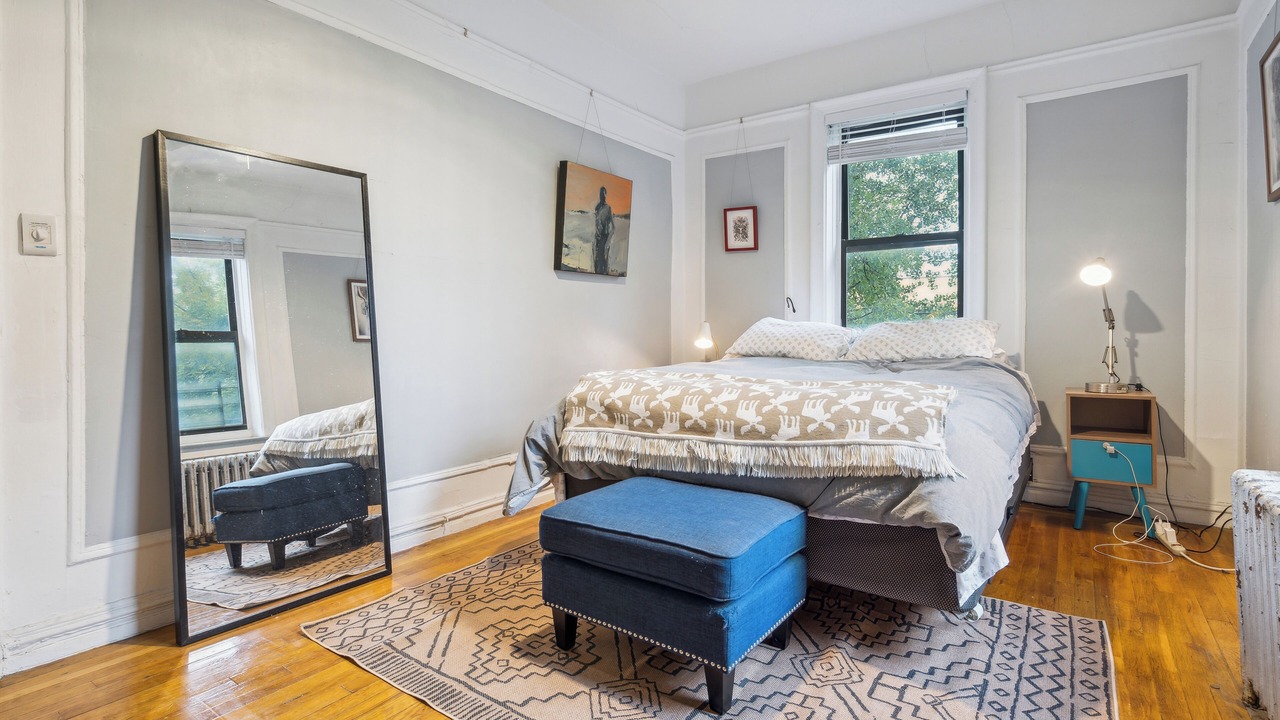 Photo of Bedroom in Highbridge