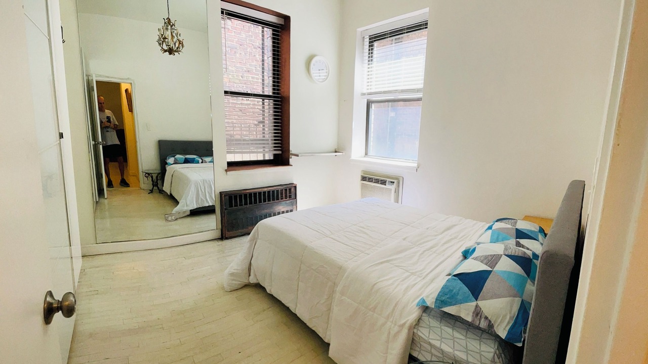 Photo of Bedroom in Central Park West