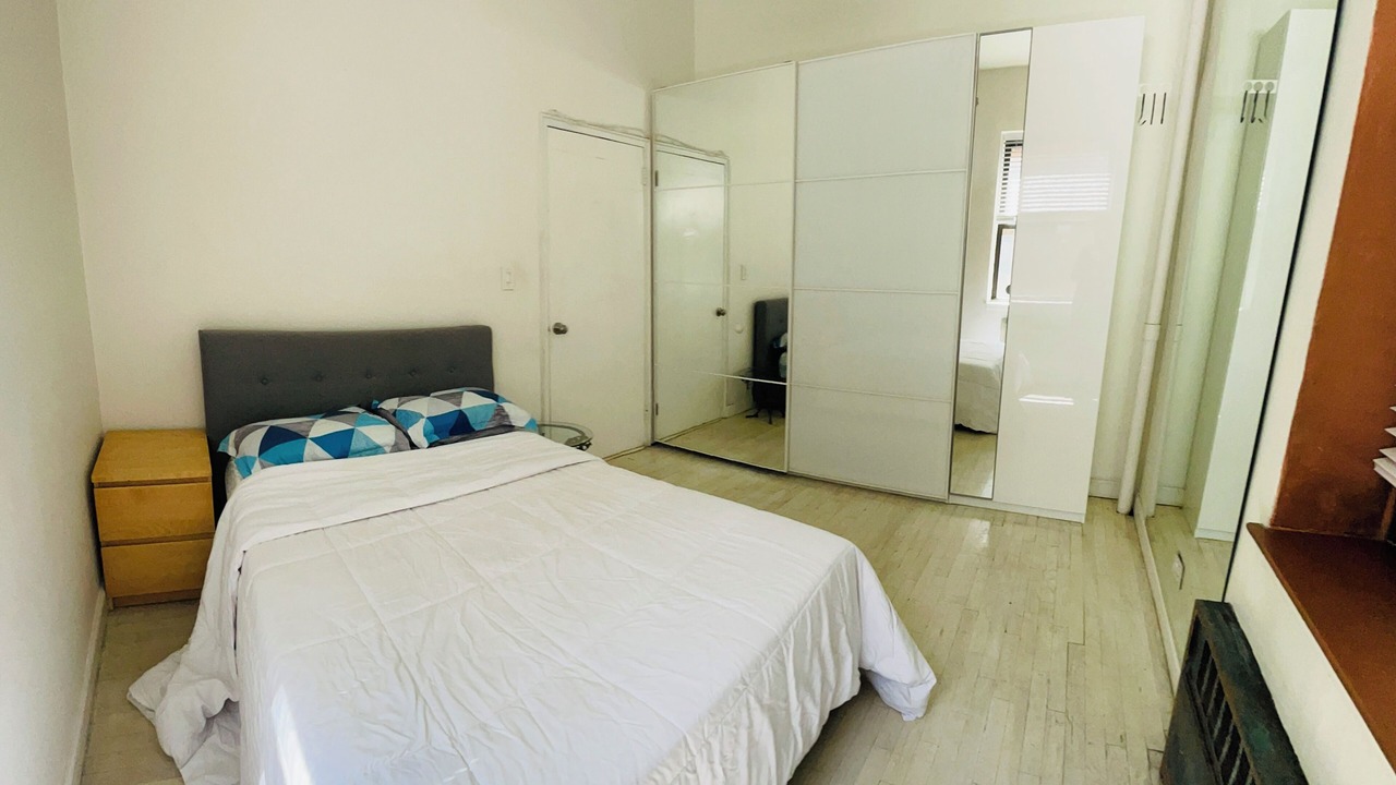 Photo of Bedroom in Central Park West
