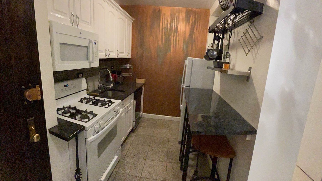 Photo of Kitchen in Central Park West