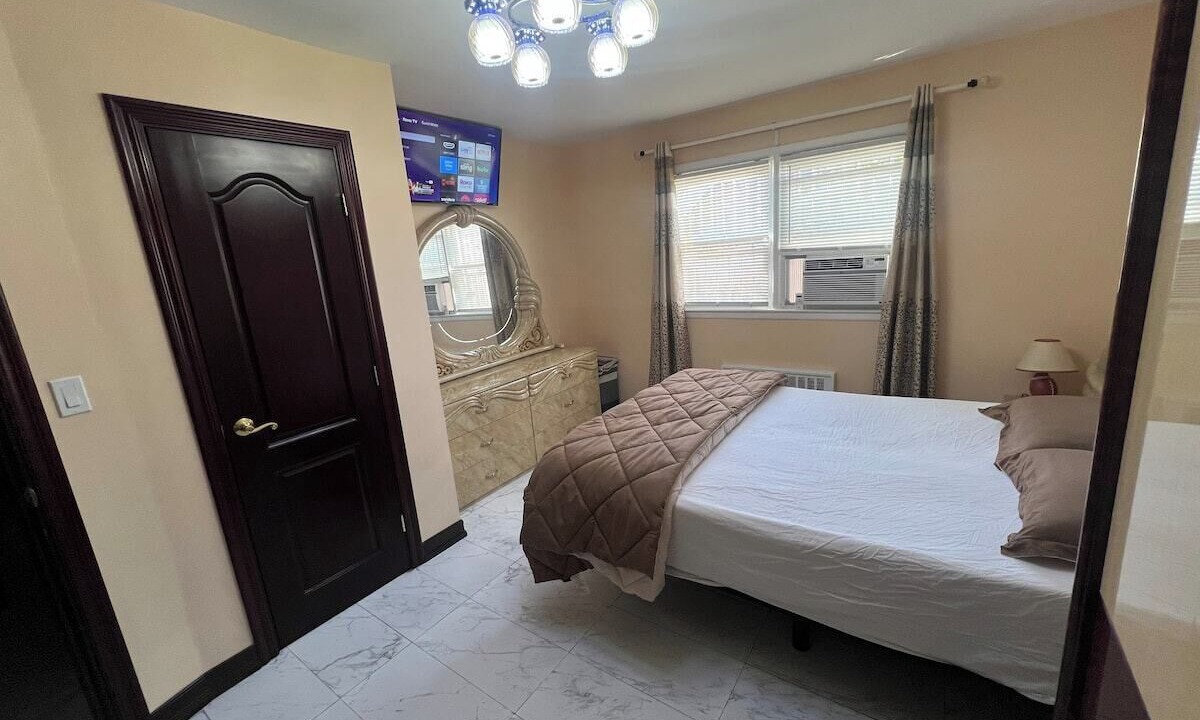 Photo of Bedroom in Queens