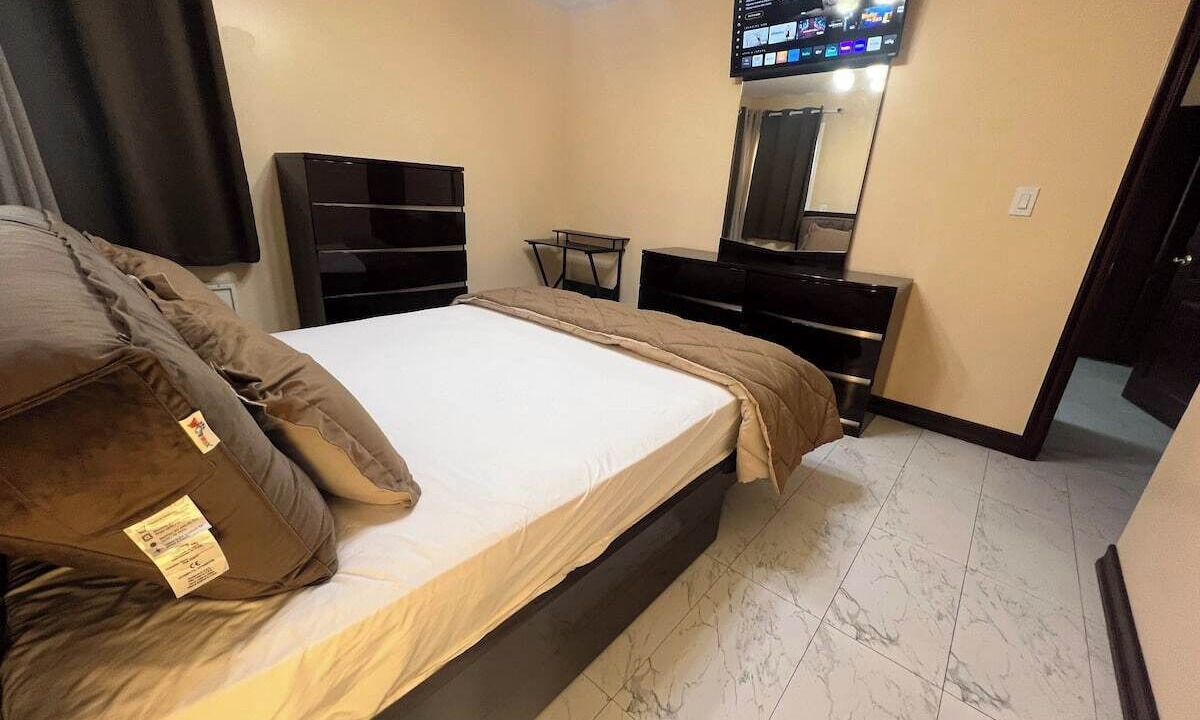 Photo of Bedroom in Queens