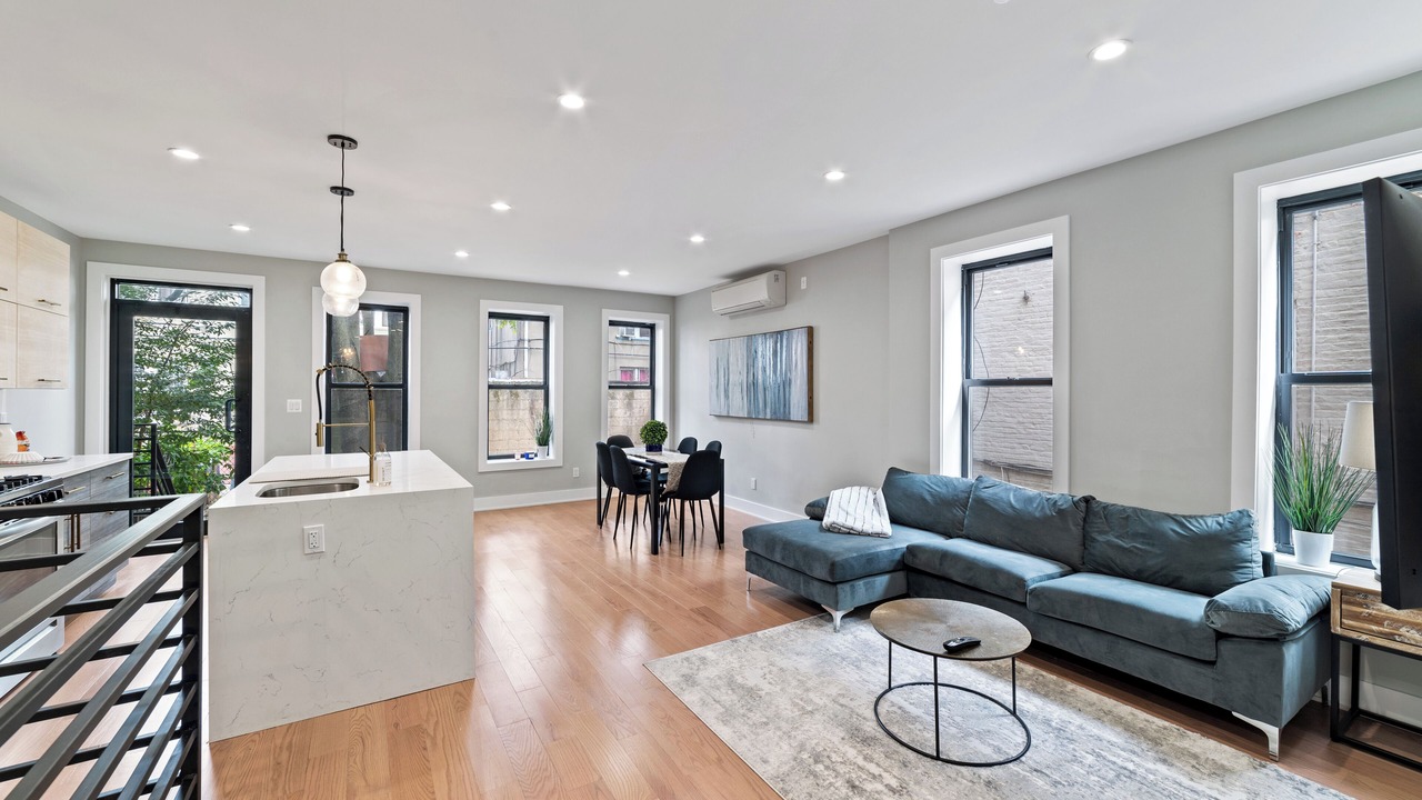 Photo of Livingroom in East Flatbush