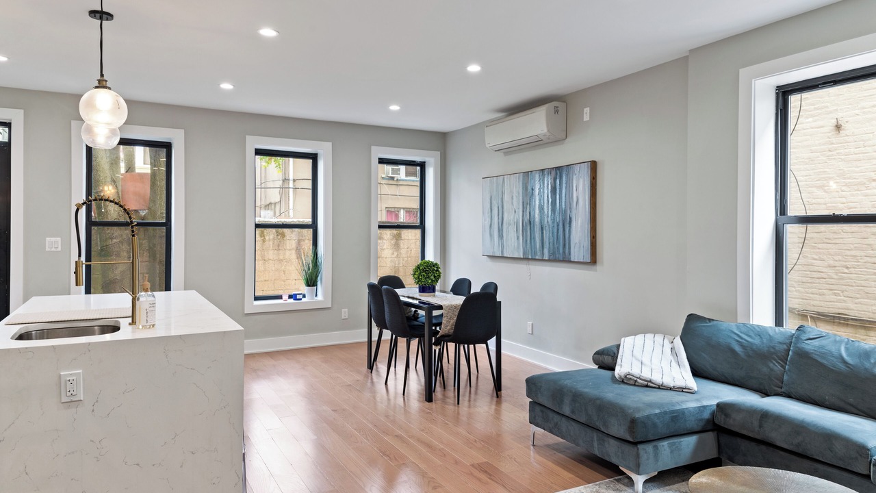 Photo of Livingroom in East Flatbush