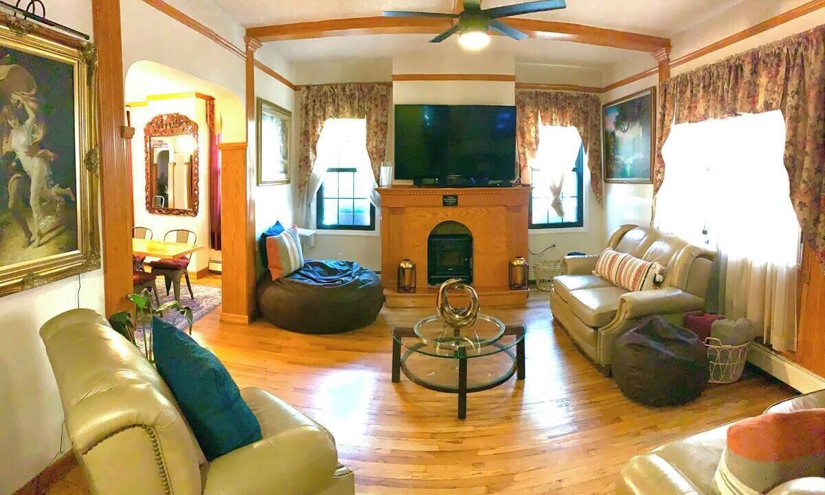 Photo of Livingroom in Queens
