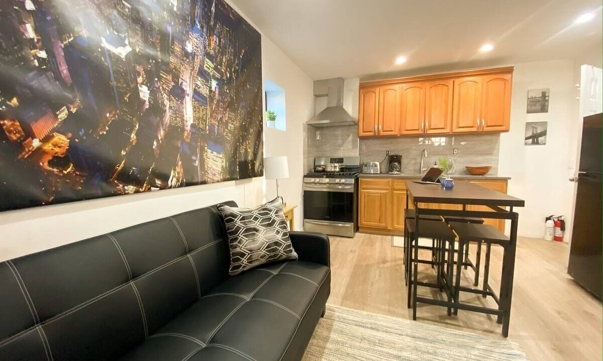 Photo of Livingroom in Queens