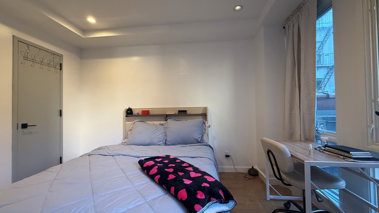 Photo of Bedroom in Bedford-Stuyvesant