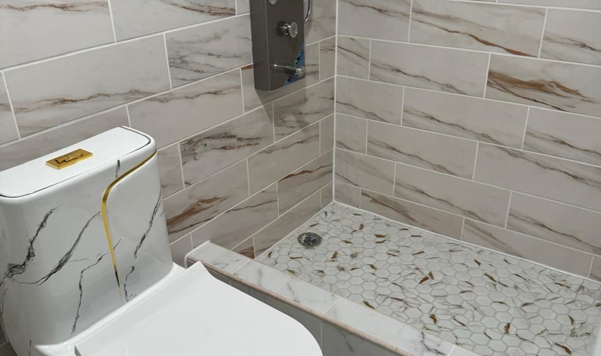 Photo of Bathroom in Throgs Neck