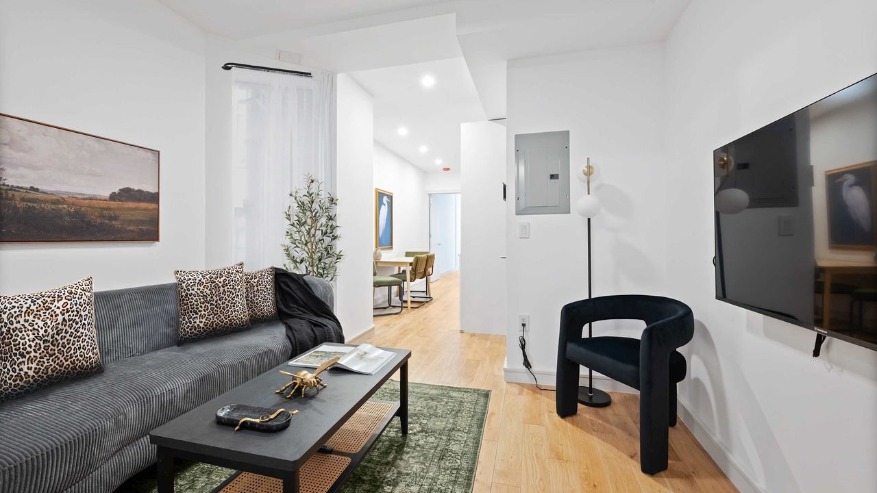 Photo of Livingroom in Rose Hill