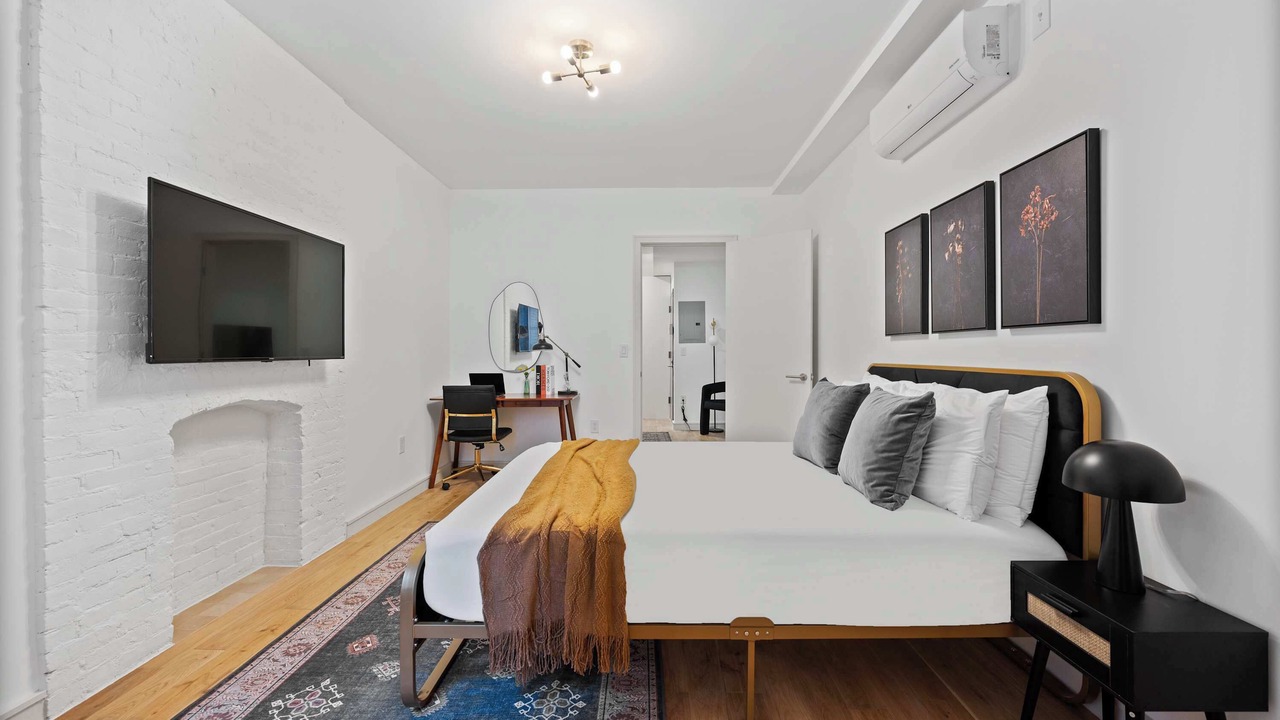 Photo of Bedroom in Rose Hill
