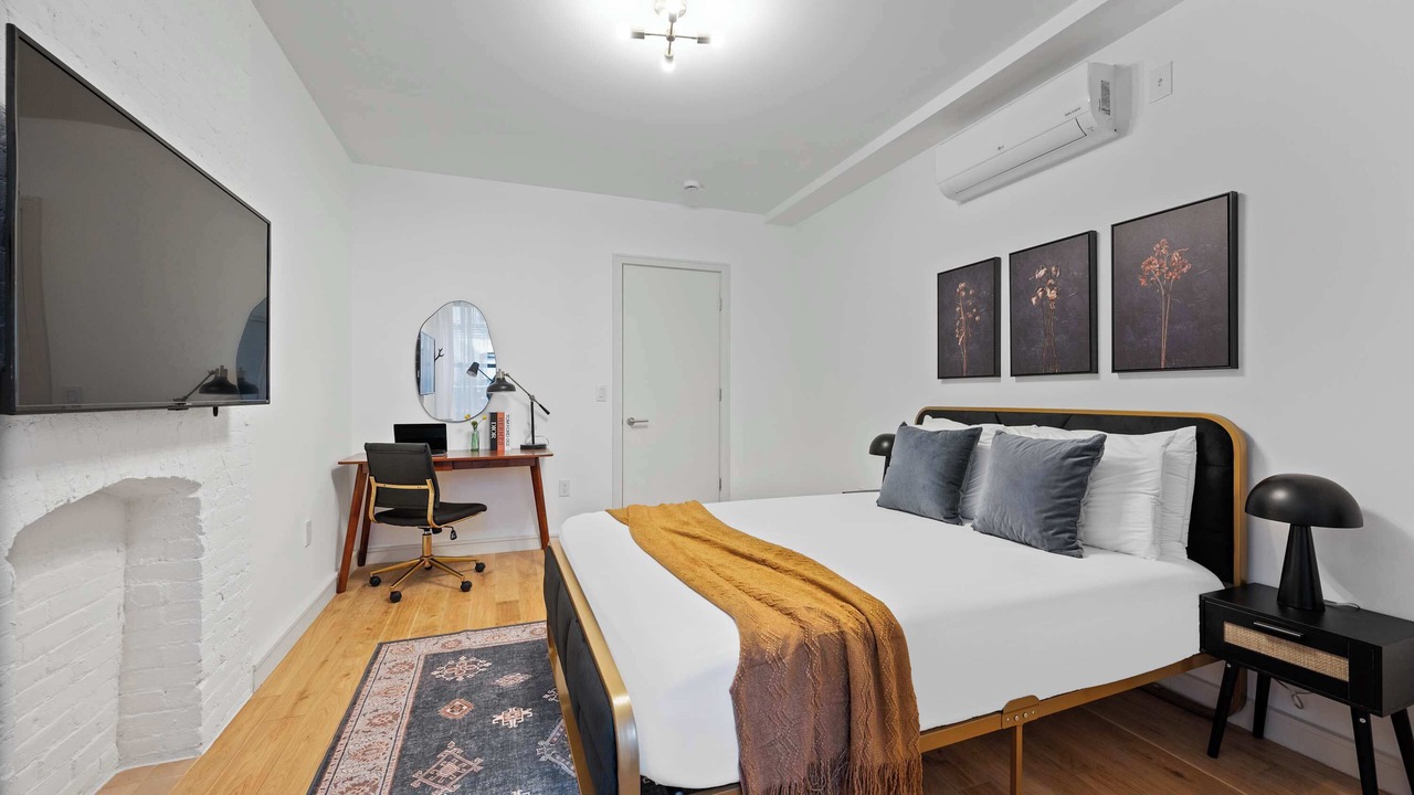 Photo of Bedroom in Rose Hill