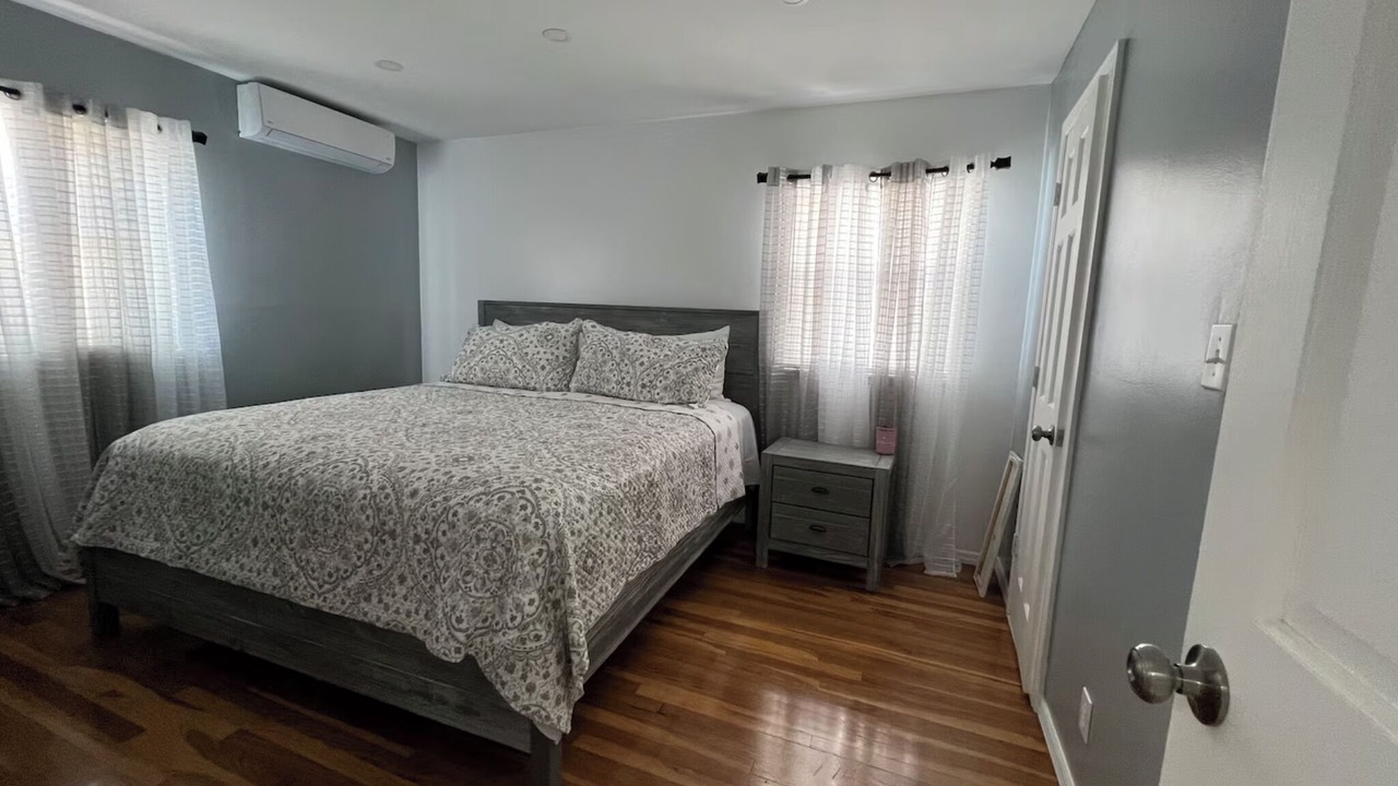 Photo of Bedroom in Queens