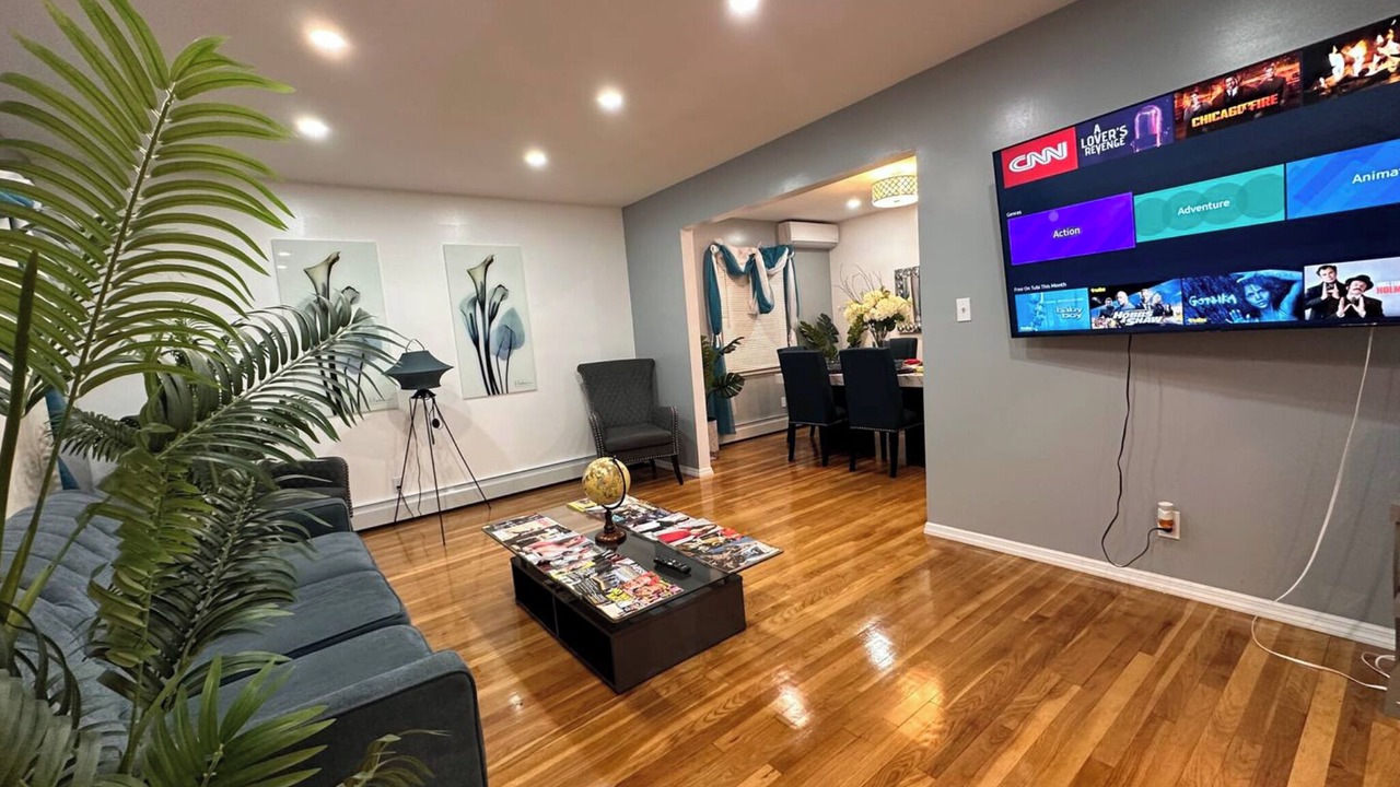 Photo of Livingroom in Queens