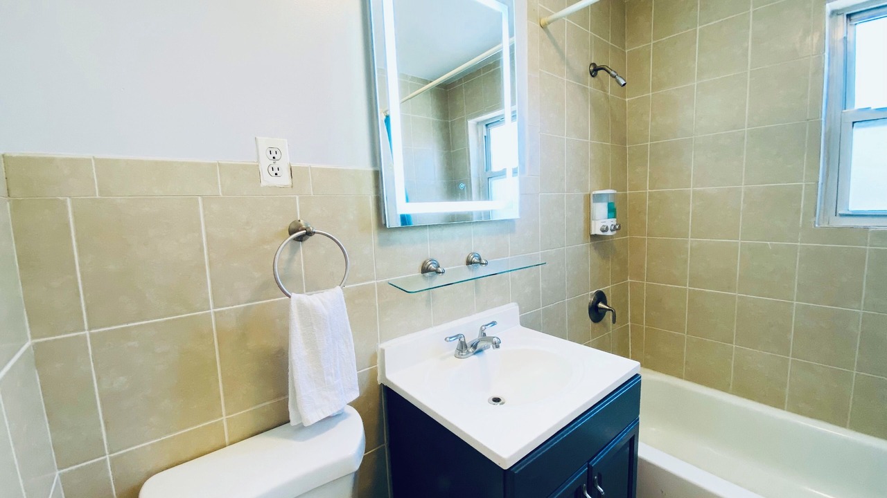 Photo of Bathroom in Williamsbridge