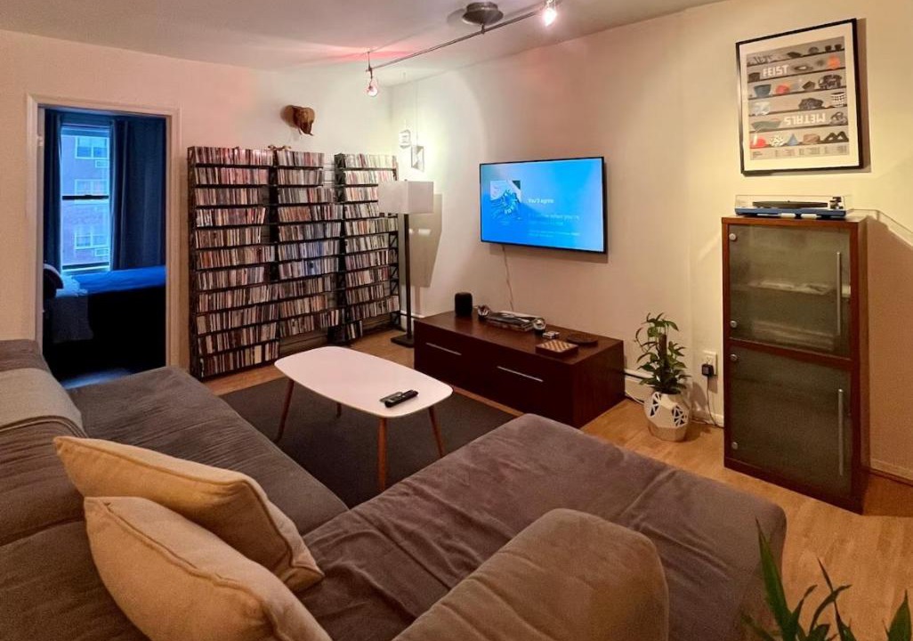 Photo of Livingroom in Midtown