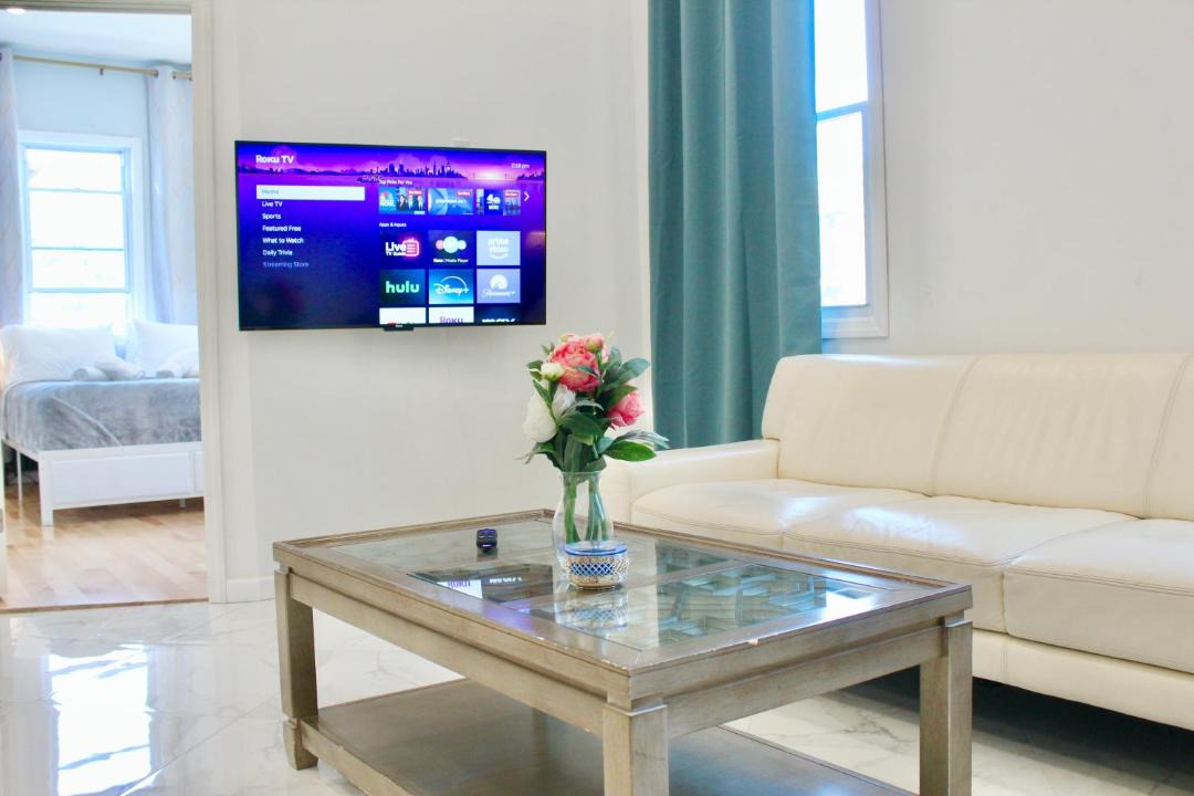 Photo of Livingroom in Queens