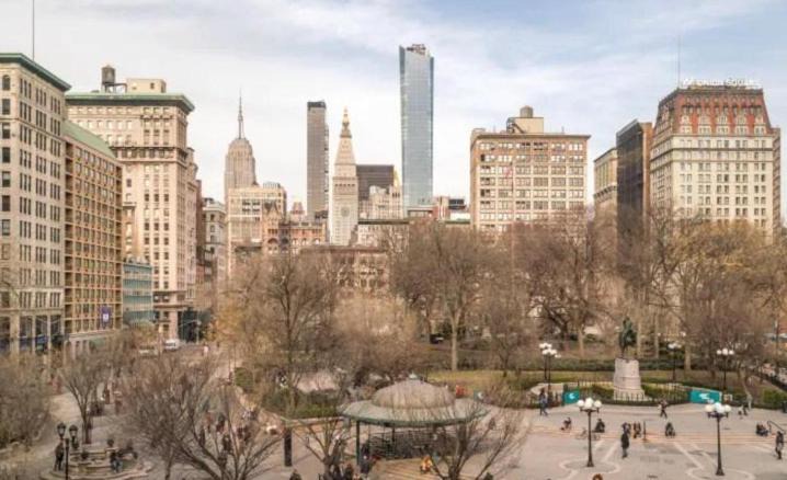Photo of Buildings in Union Square
