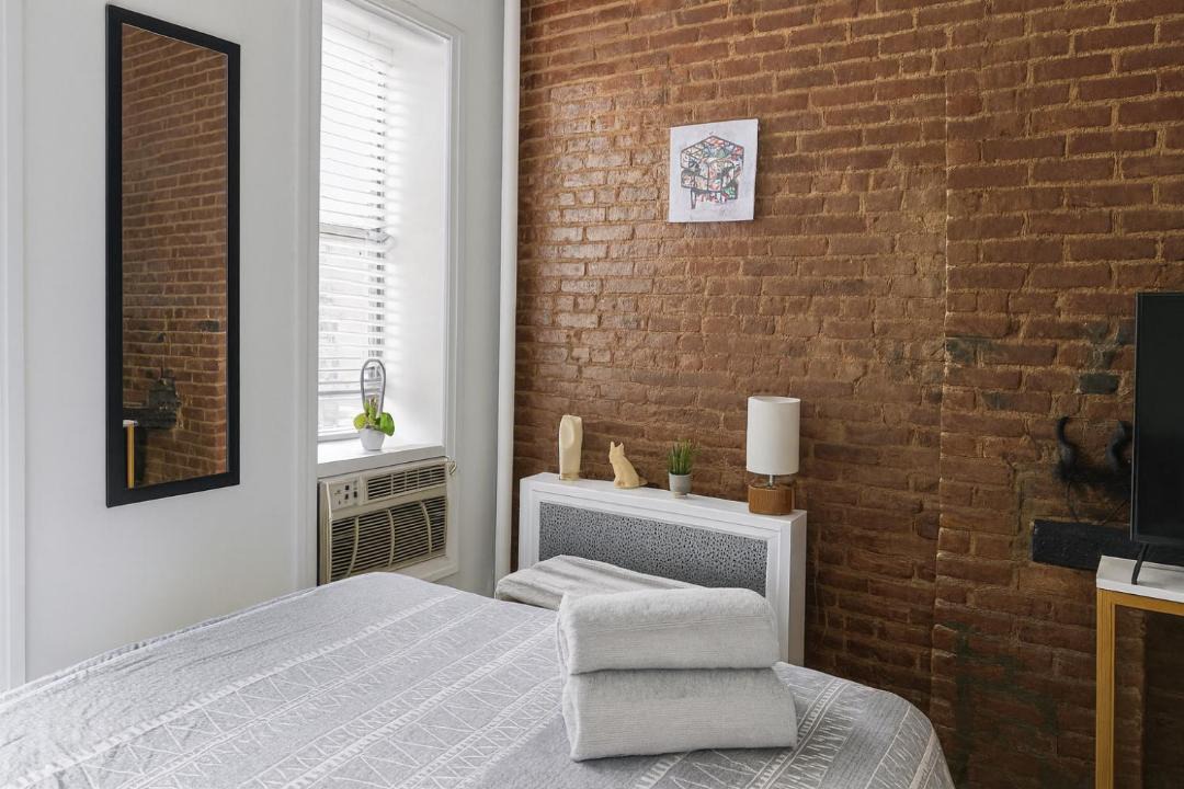 Photo of Bedroom in Uptown
