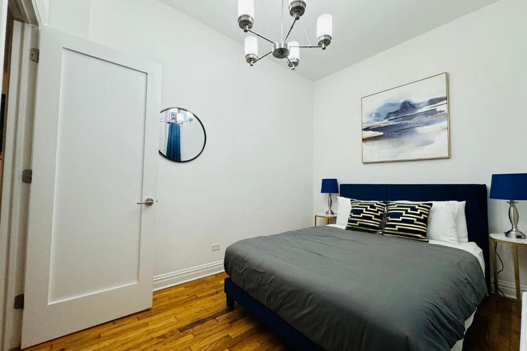 Photo of Bedroom in Lincoln Square