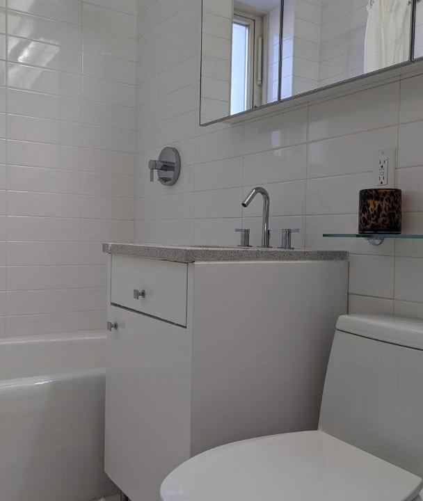Photo of Bathroom in East Harlem