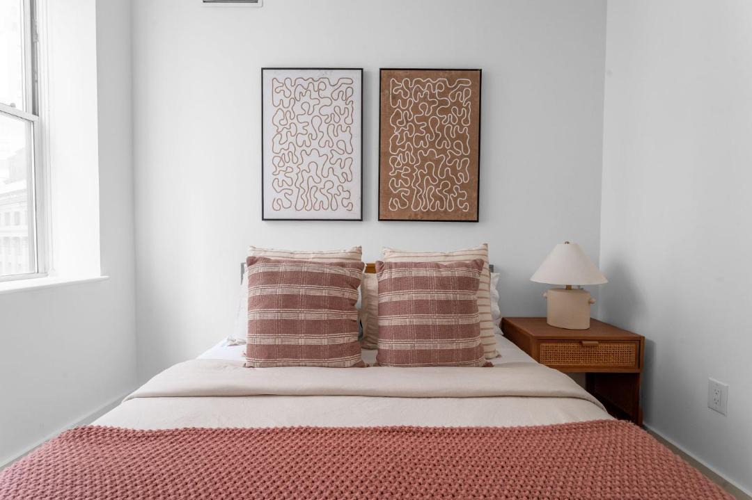 Photo of Bedroom in Stone Street Historic District
