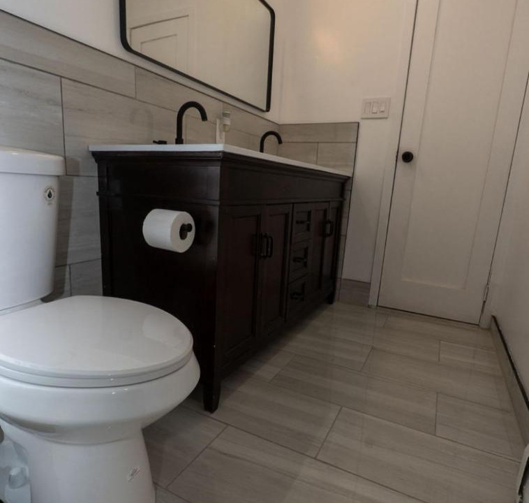 Photo of Bathroom in Canarsie