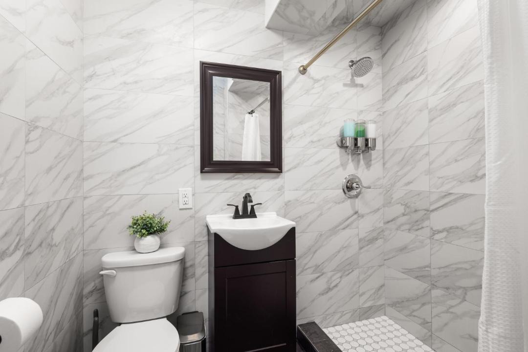 Photo of Bathroom in Brooklyn Heights