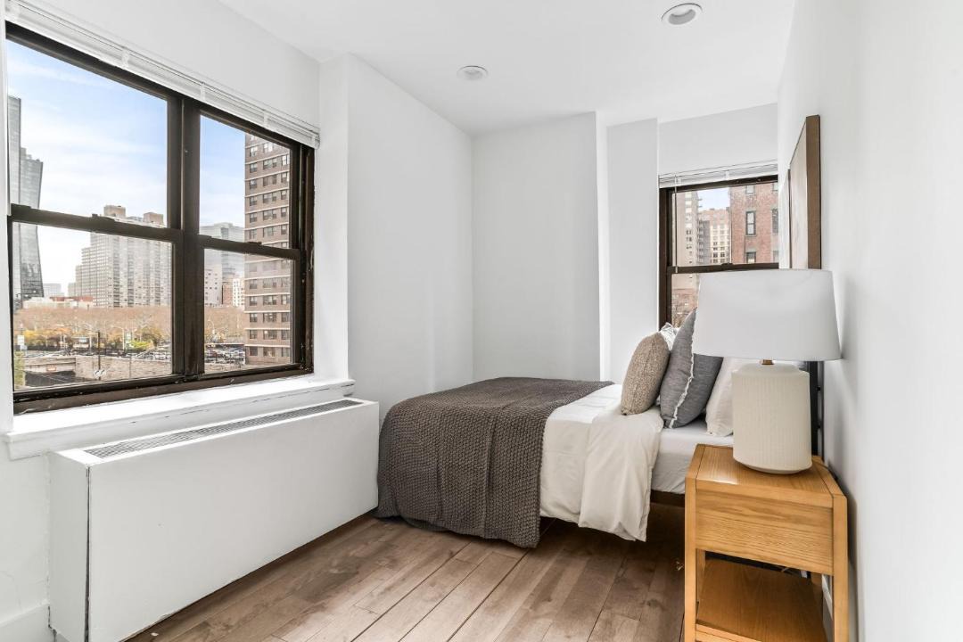Photo of Bedroom in Midtown East