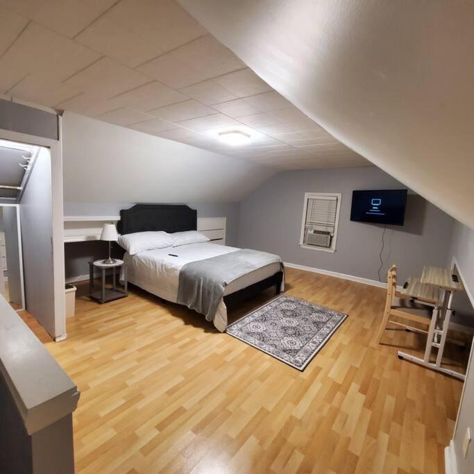 Photo of Bedroom in Queens