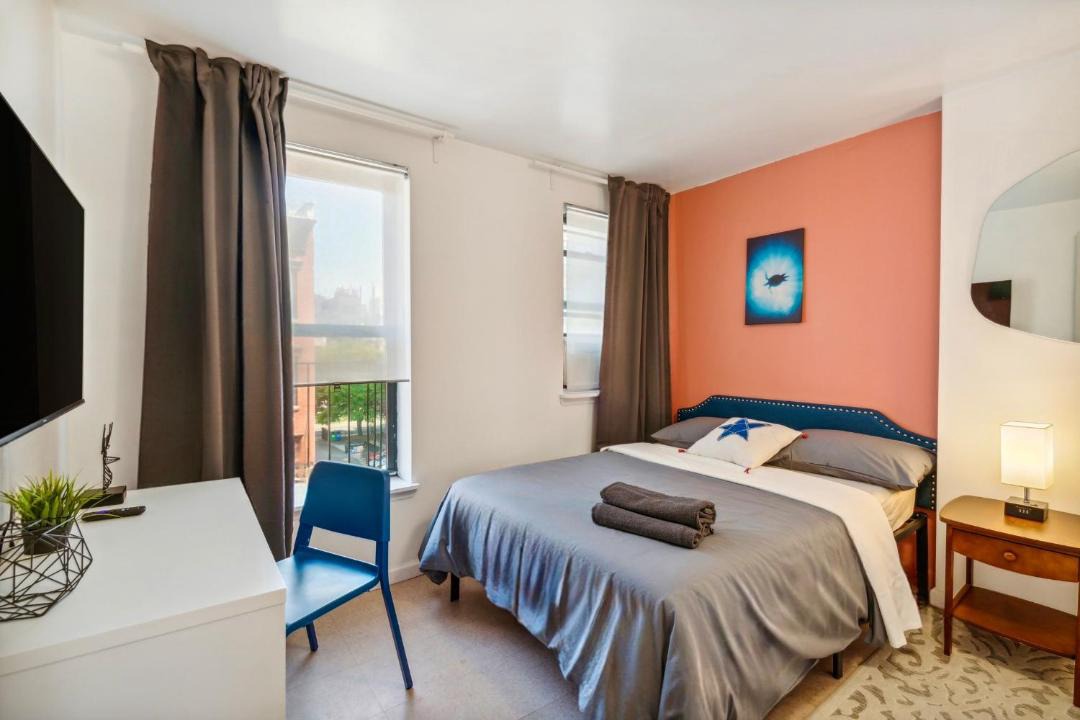Photo of Bedroom in Chinatown