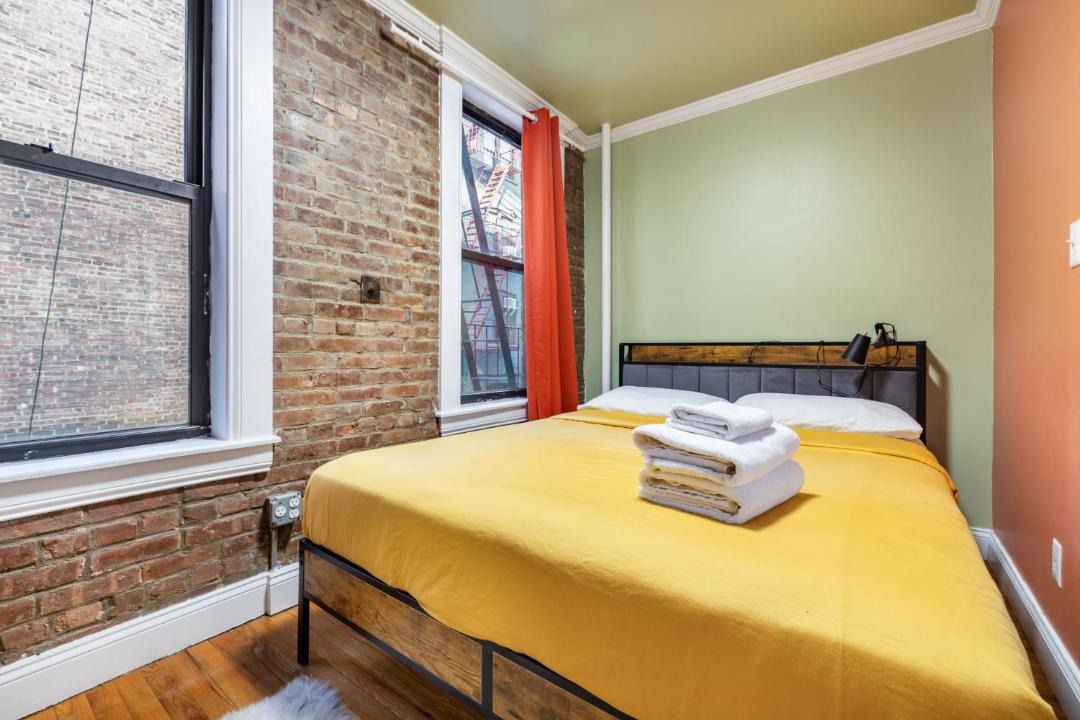 Photo of Bedroom in Chinatown