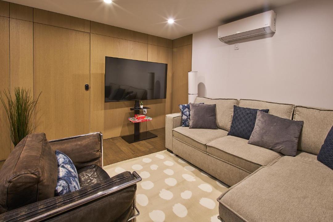 Photo of Livingroom in Chinatown