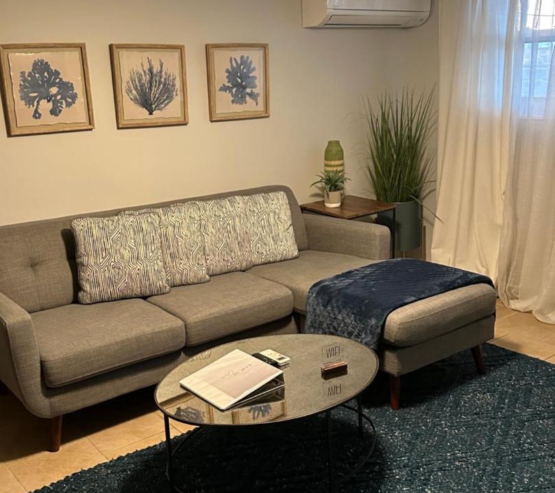 Photo of Livingroom in Morris Park