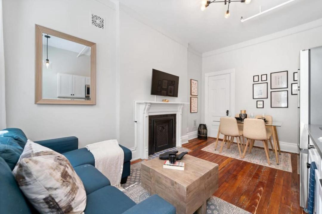Photo of Livingroom in Central Park North