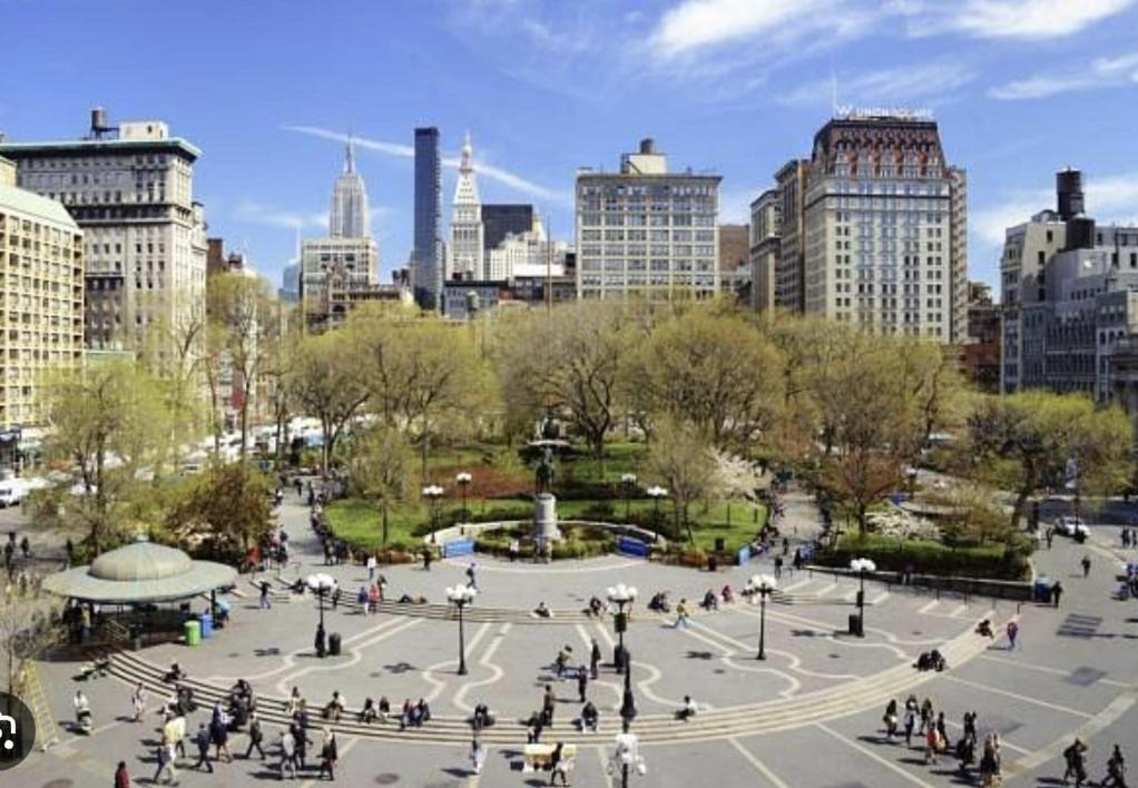 Photo of Others in Union Square