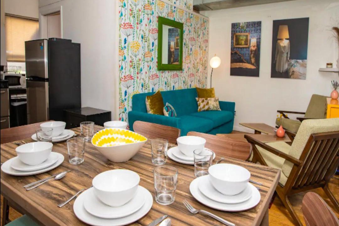 Photo of Livingroom in Midtown